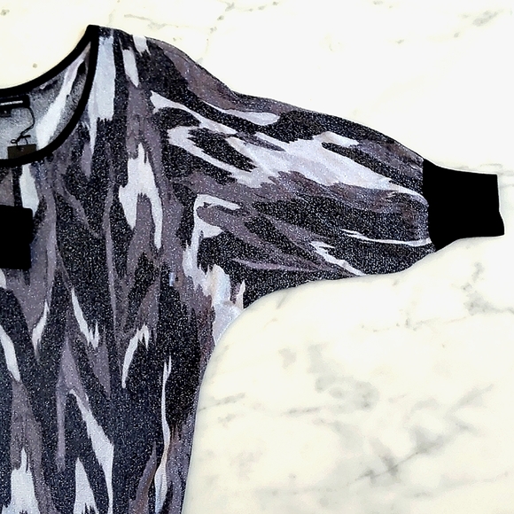 NWT. Express Rayon blend long/loose fit sweater w/multi color pattern&sparkling. - Picture 5 of 7